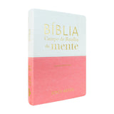 Bíblia Campo de Batalha da Mente | NVA | Letra Normal | Capa Branco E Rosa Luxo