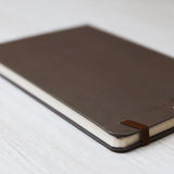 Moleskine | Criando Raízes | Bronze | Viviane Martinello